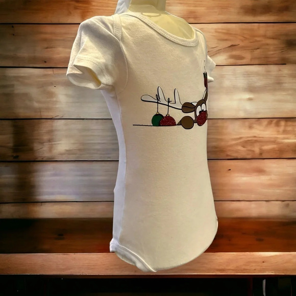 12 month Gerber onesie girl Rudolph reindeer - Picture 3 of 7